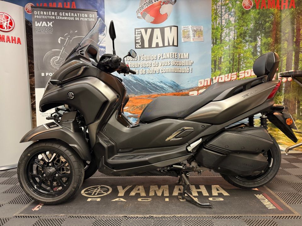 YAMAHA TRICITY 300 5
