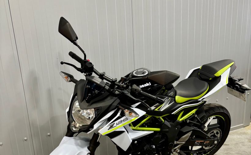 KAWASAKI Z-125 12