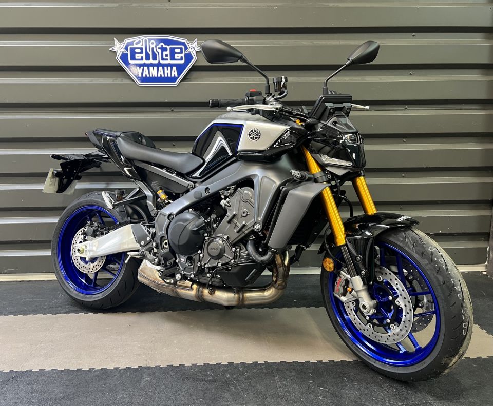 YAMAHA MT-09 SP 1