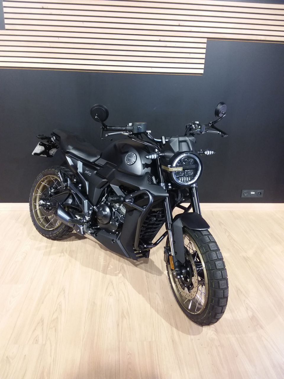 ZONTES 125 SCRAMBLER X 1