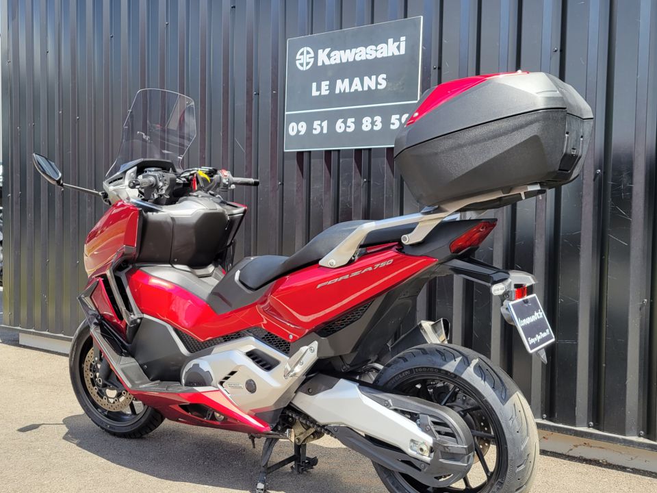 HONDA NSS FORZA 750 15