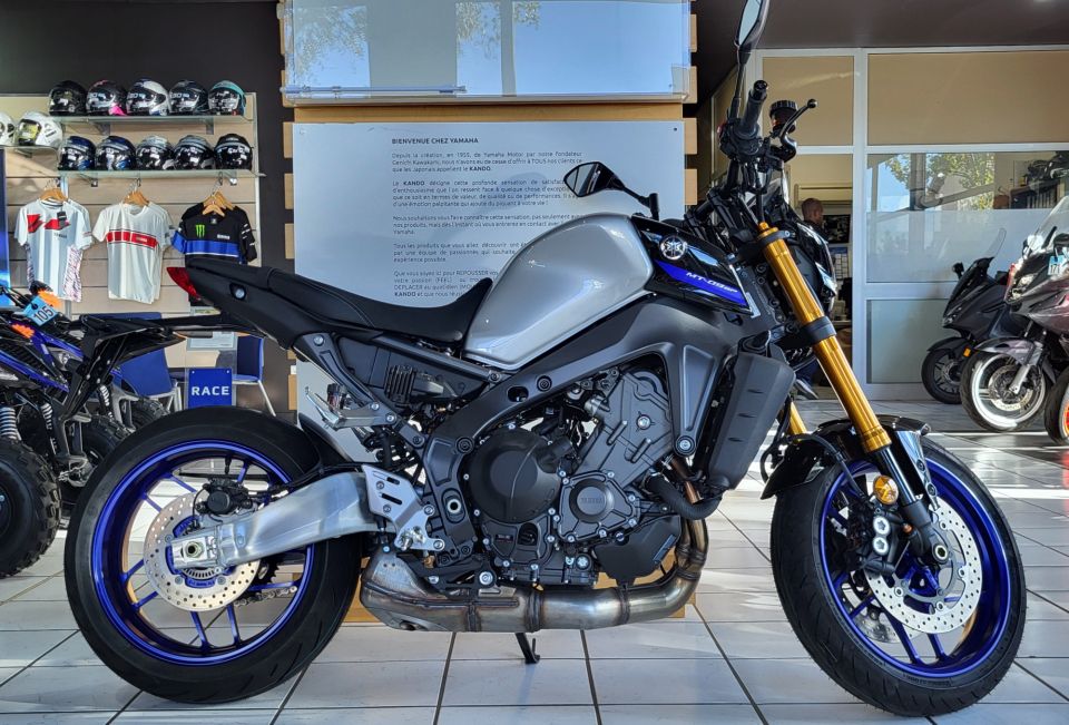 YAMAHA MT-09 SP 2