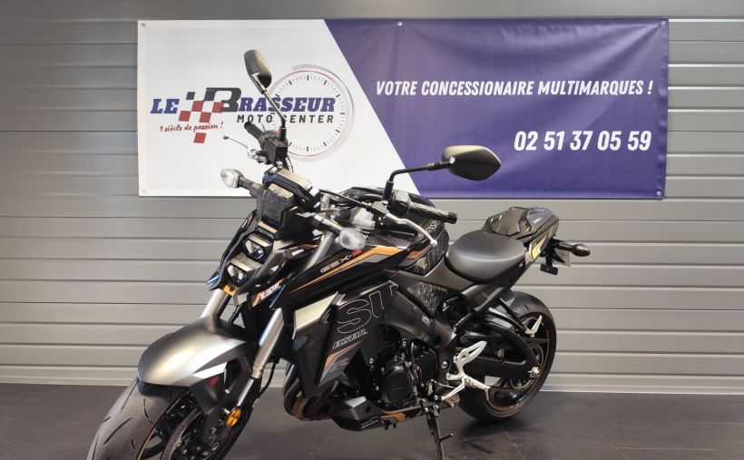SUZUKI GSX-S 950 2