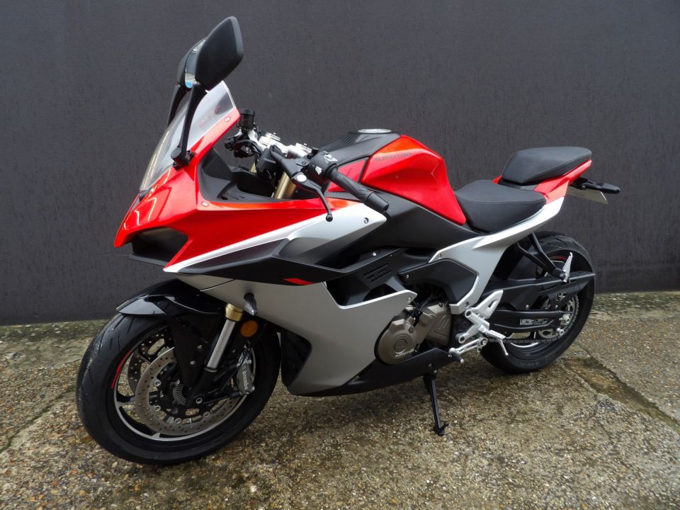 QJ MOTOR SRK 600 RS 6