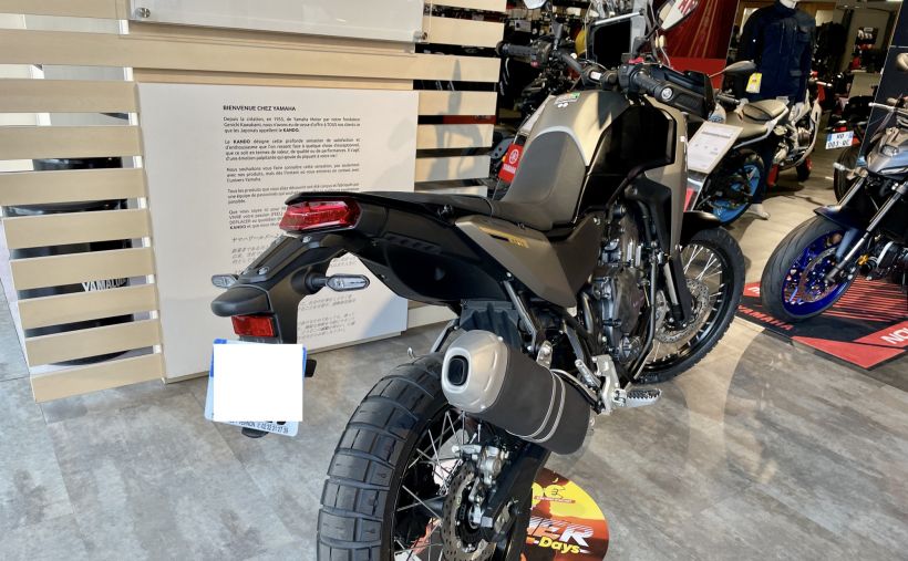 YAMAHA XTZ TENERE 700 1