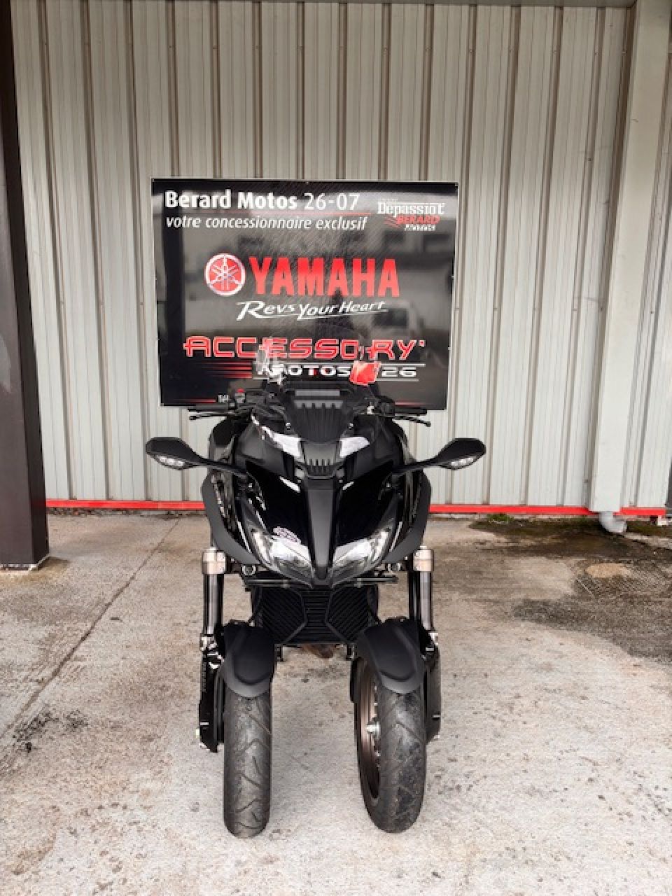 YAMAHA NIKEN 850 GT 1