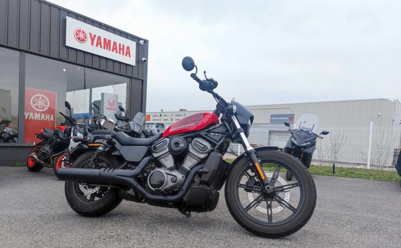 HARLEY-DAVIDSON SPORTSTER NIGHTSTER 975 9