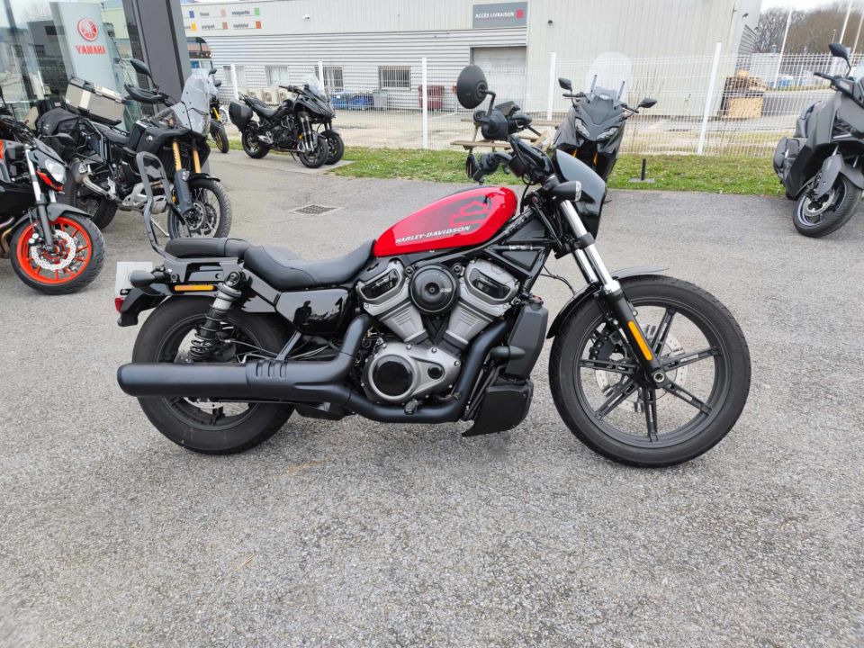 HARLEY-DAVIDSON SPORTSTER NIGHTSTER 975 11
