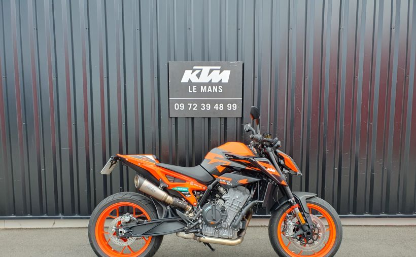 KTM 890 DUKE GP 0