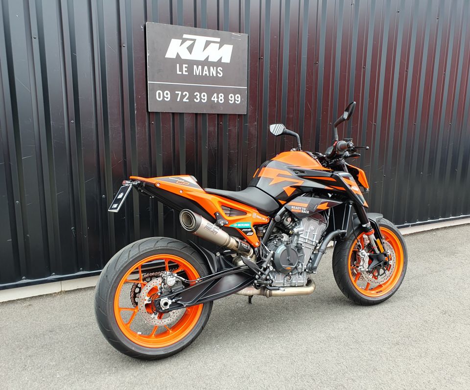 KTM 890 DUKE GP 10