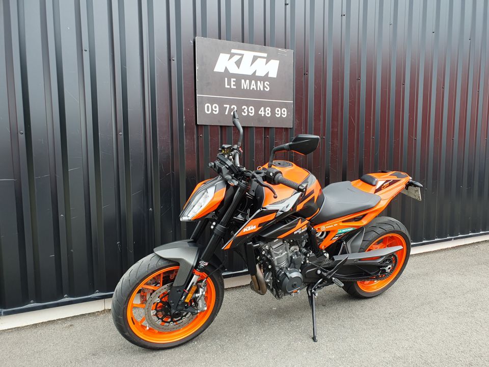 KTM 890 DUKE GP 25