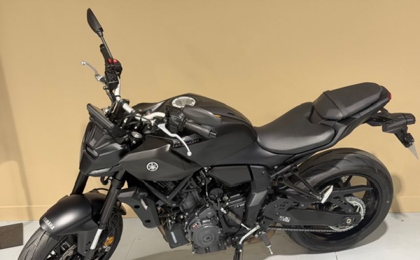 YAMAHA MT-07 (47.5CV) 3