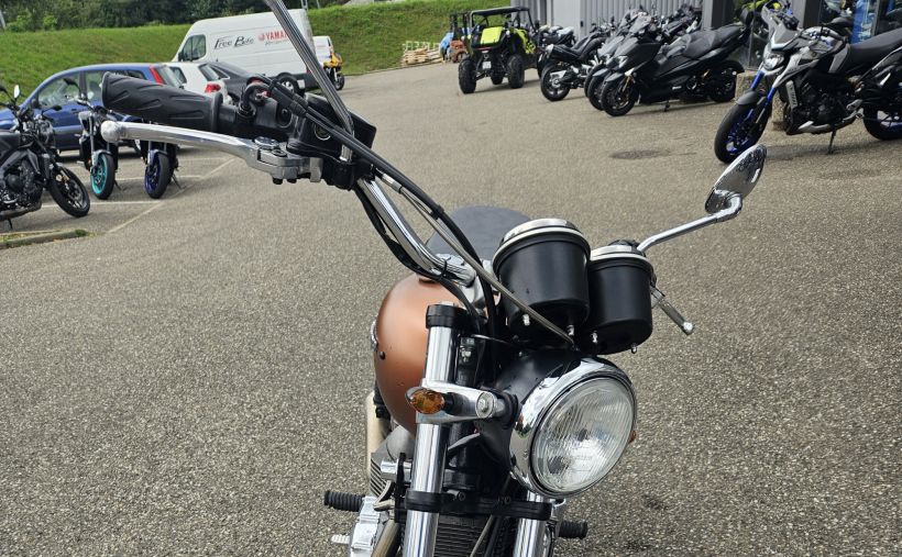 TRIUMPH BONNEVILLE 865 T100 3
