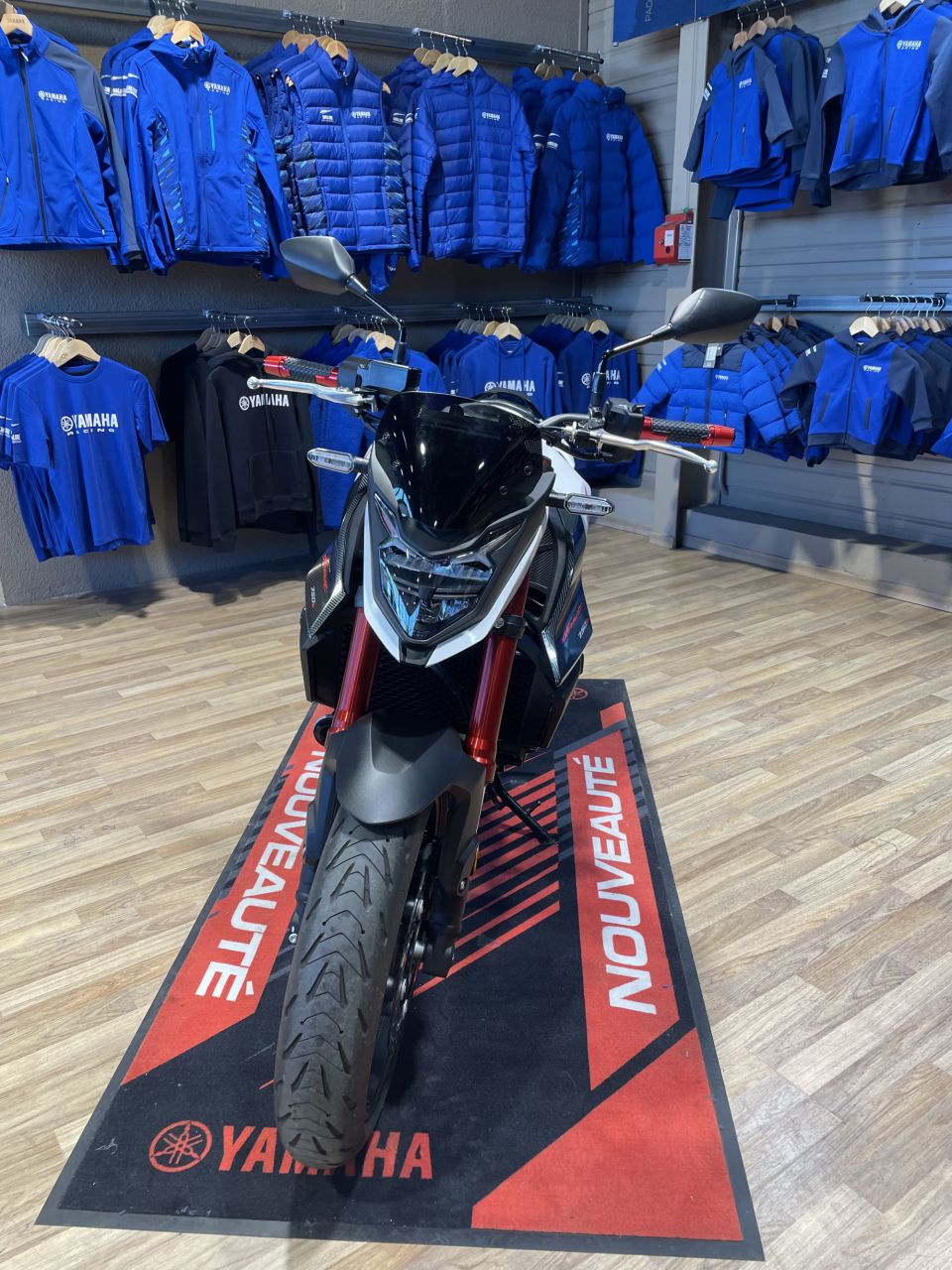 HONDA CB 750 HORNET 2