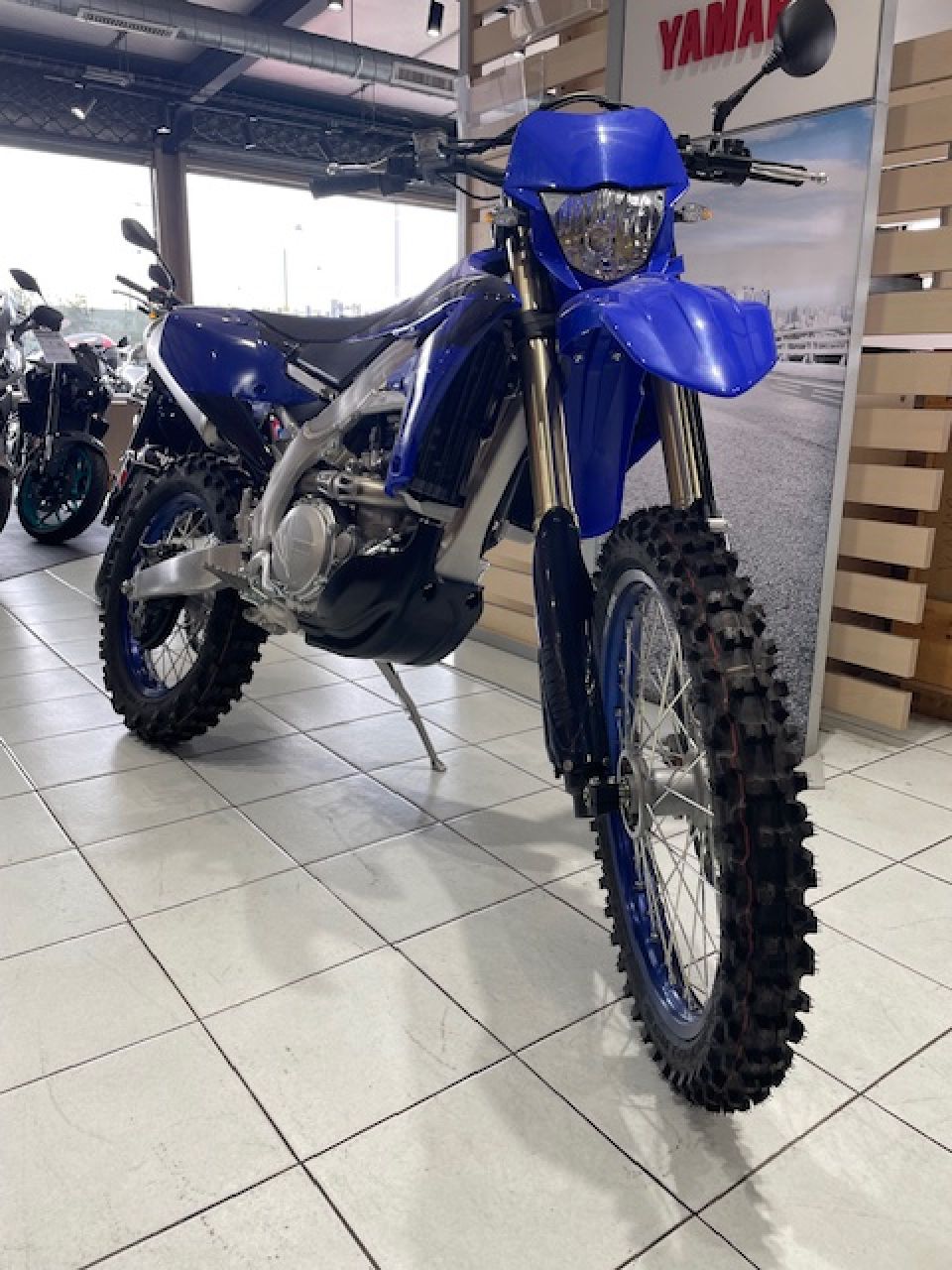 YAMAHA WR450F 1