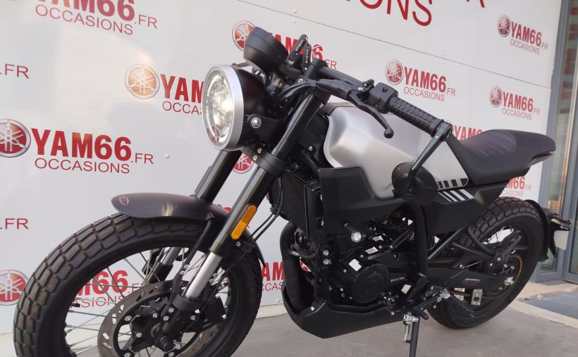 BRIXTON MOTORCYCLES crossfire 4