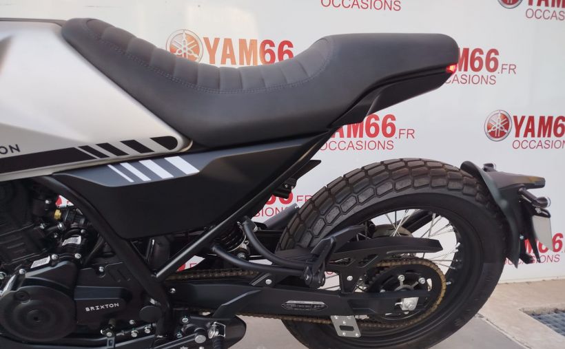 BRIXTON MOTORCYCLES crossfire 10