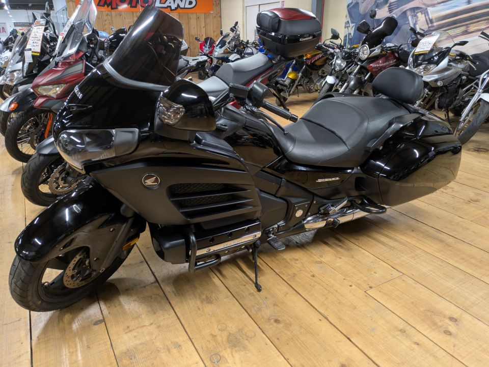 HONDA GOLDWING 1800 BAGGER 20