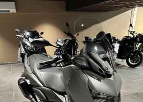 YAMAHA XMAX 300 - 2025