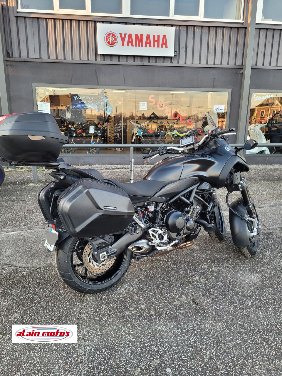 YAMAHA NIKEN 850 GT 15