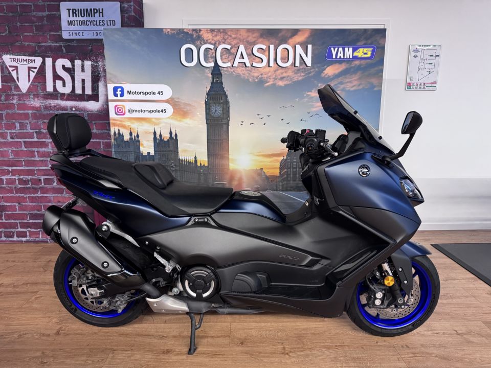 YAMAHA XP T-MAX 560 0