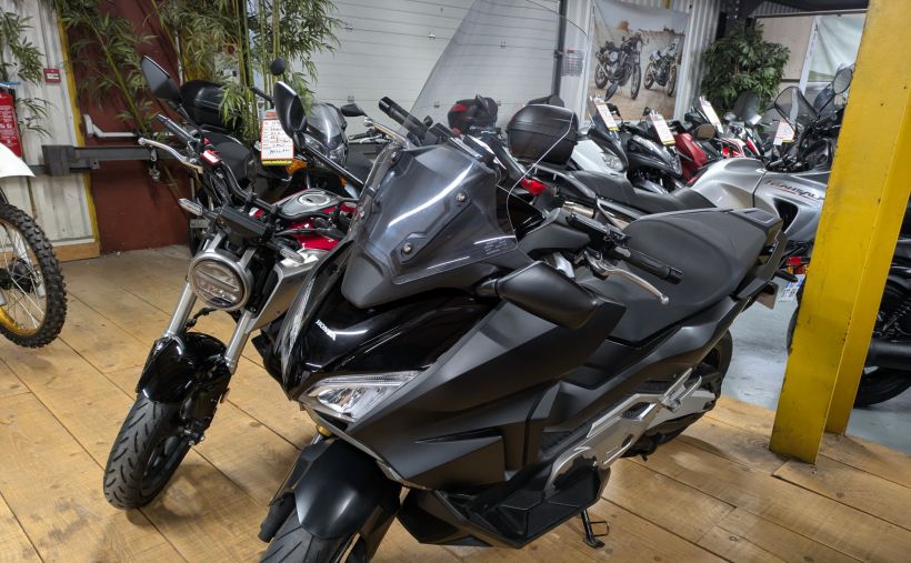 HONDA NSS FORZA 750 10