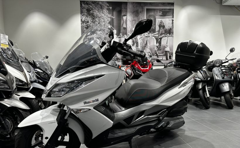 KAWASAKI J 300 ABS 0
