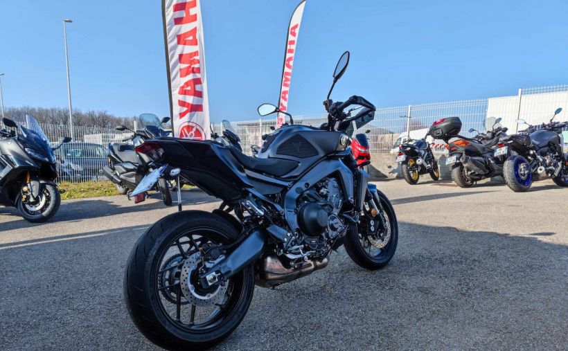 YAMAHA MT-09 Y-AMT 35kW 3