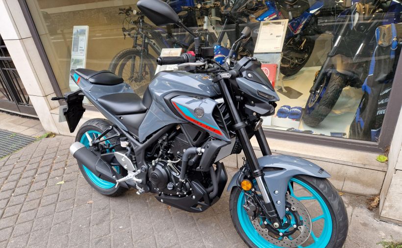 YAMAHA MT-03 1