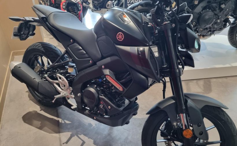 YAMAHA MT-125 ABS 4