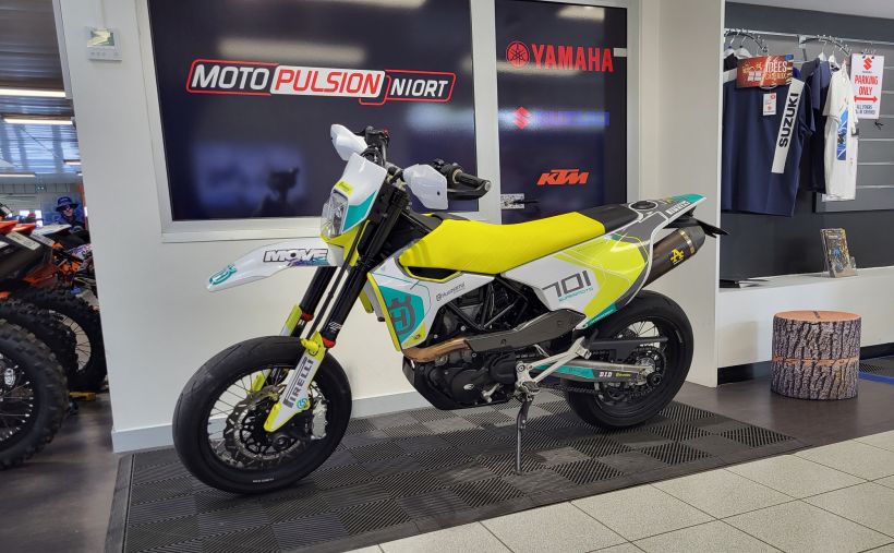 HUSQVARNA 701 SUPERMOTO 0