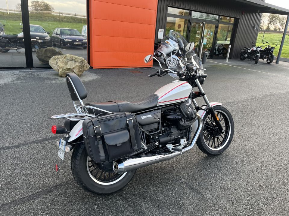 MOTO GUZZI V9 ROAMER 10