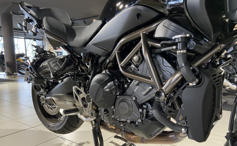 YAMAHA NIKEN 850 GT 3