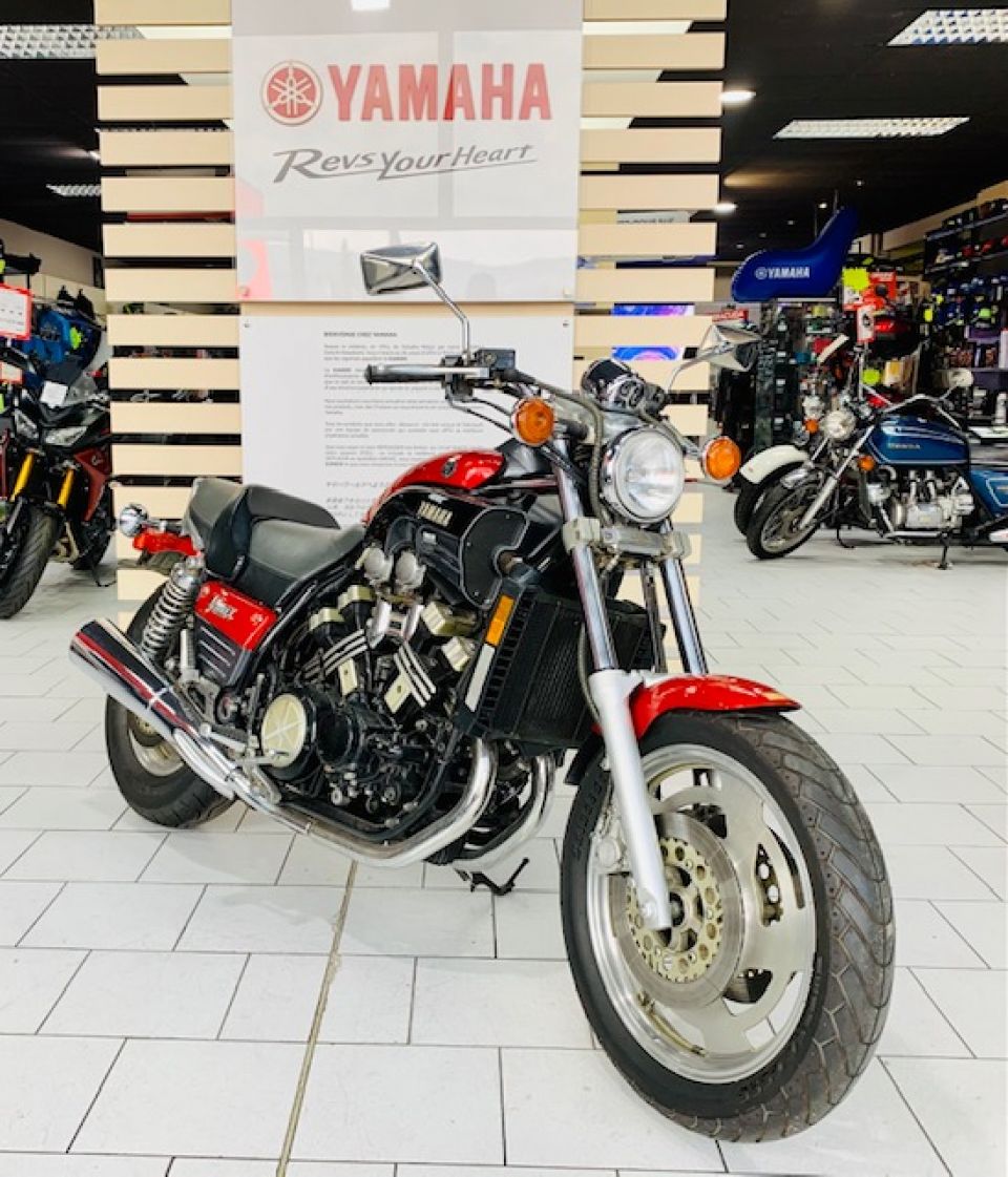 YAMAHA VMAX 1200 1