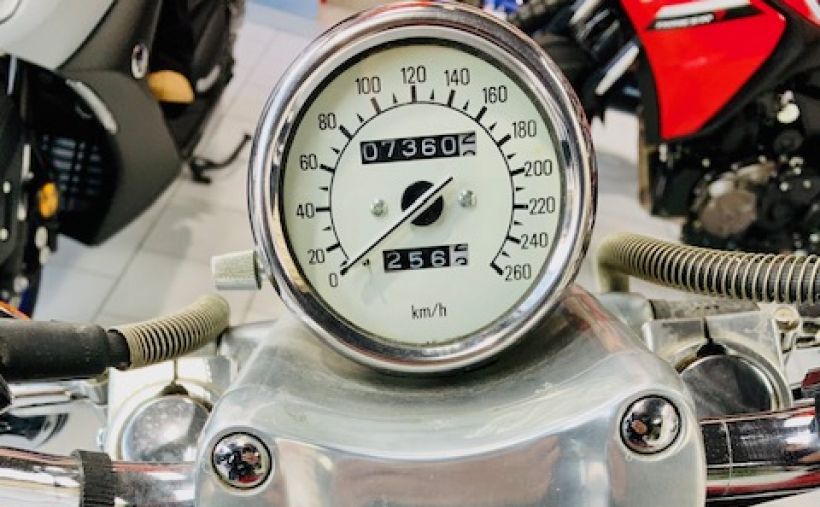 YAMAHA VMAX 1200 5