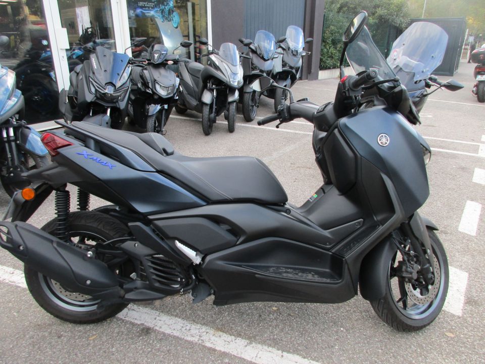 YAMAHA XMAX 125 0