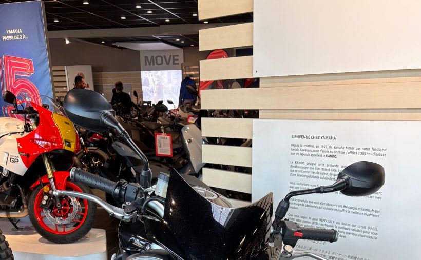 TRIUMPH SPEED TRIPLE 1050 2