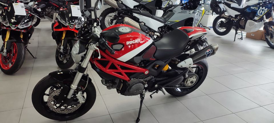 DUCATI 796 MONSTER 18