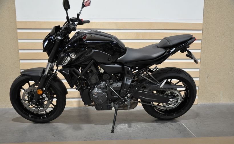 YAMAHA MT-07 PURE 35KW 7