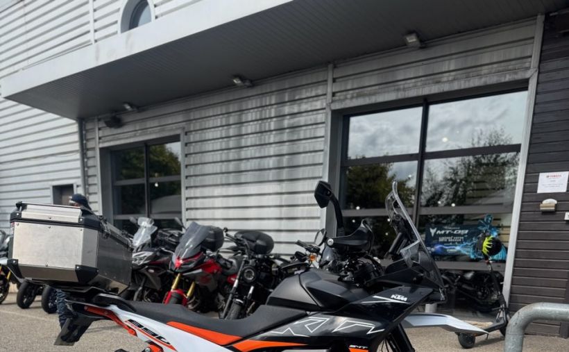 KTM 890 SMT 1