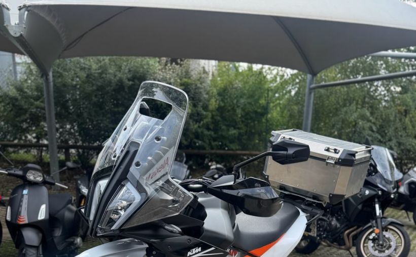 KTM 890 SMT 3