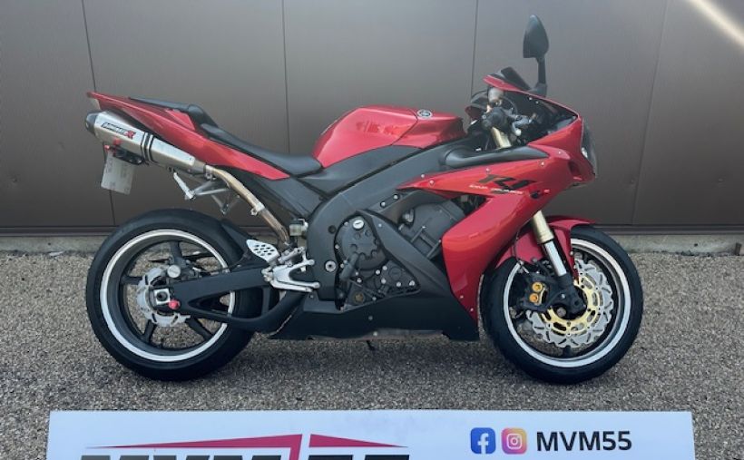 YAMAHA YZF 1000 R1 0