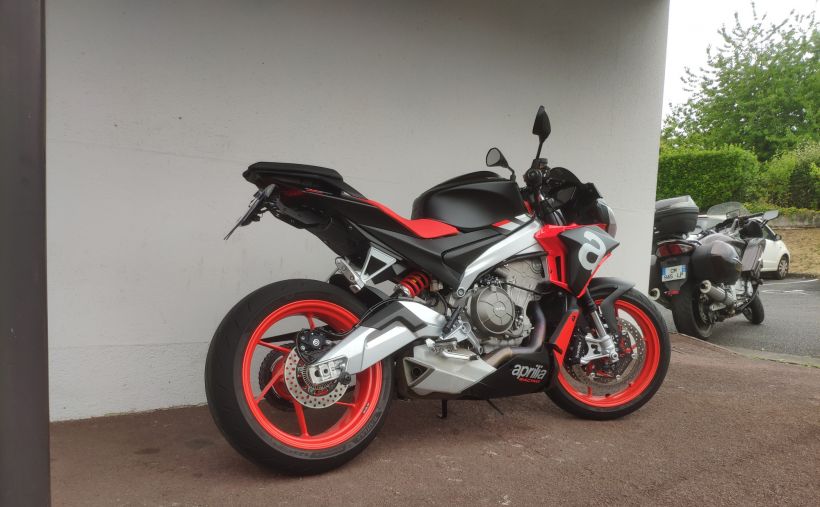 APRILIA TUONO 660 2