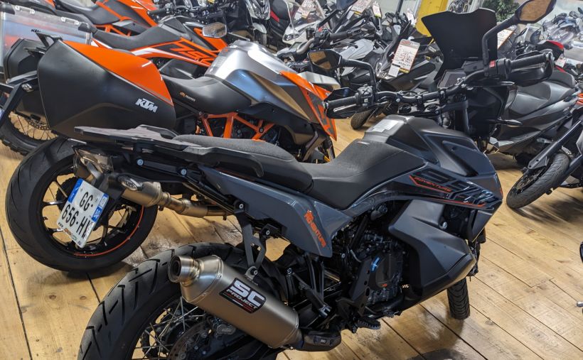 KTM 890 ADVENTURE 10