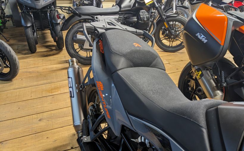 KTM 890 ADVENTURE 13