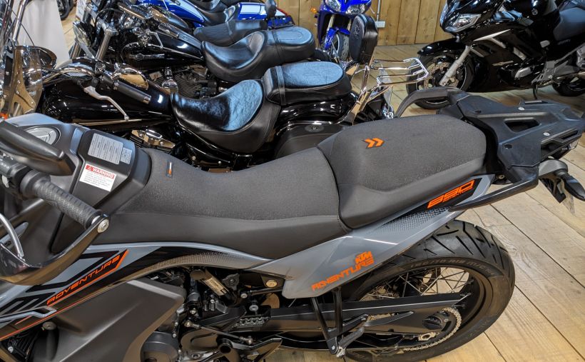 KTM 890 ADVENTURE 18