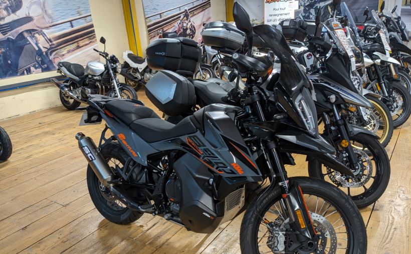 KTM 890 ADVENTURE 5