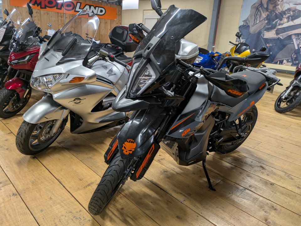 KTM 890 ADVENTURE 30