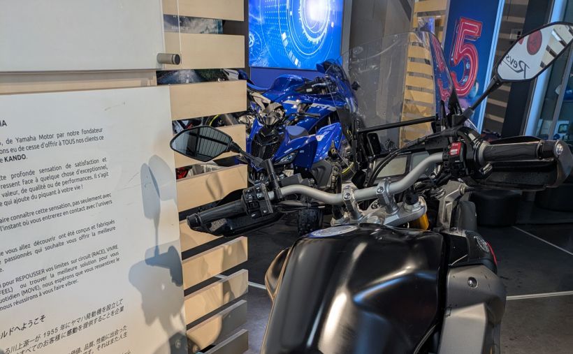 YAMAHA XTZ 1200 ZE SUPER TENERE 3