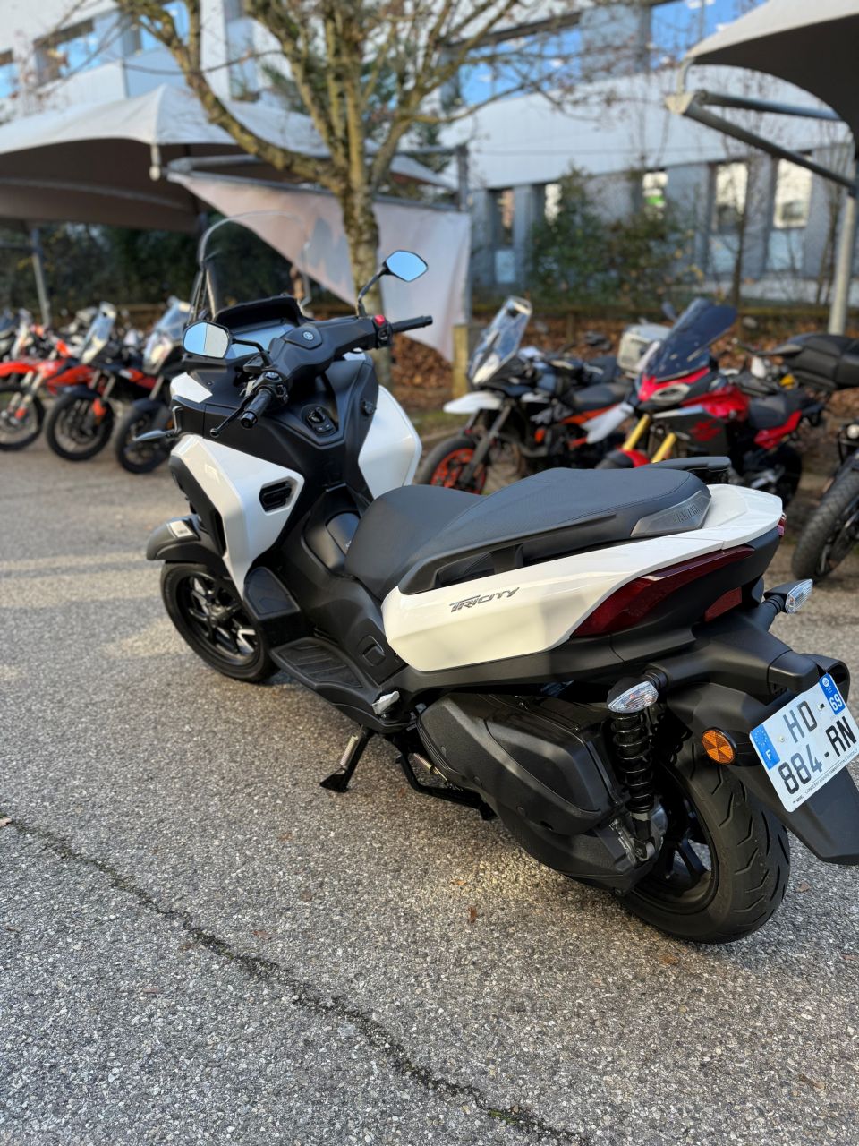 YAMAHA TRICITY 300 3